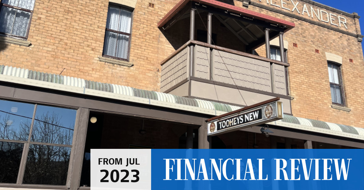 Byram Johnston buys Hotel Alexander pub in Rydal, west of Lithgow NSW